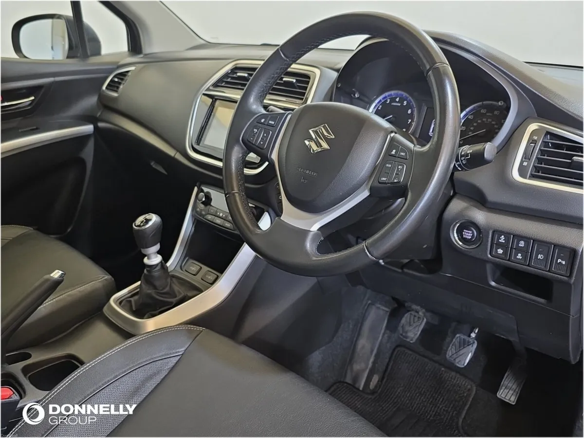 Suzuki SX4 S-Cross Hatchback SZ5 - Image 4