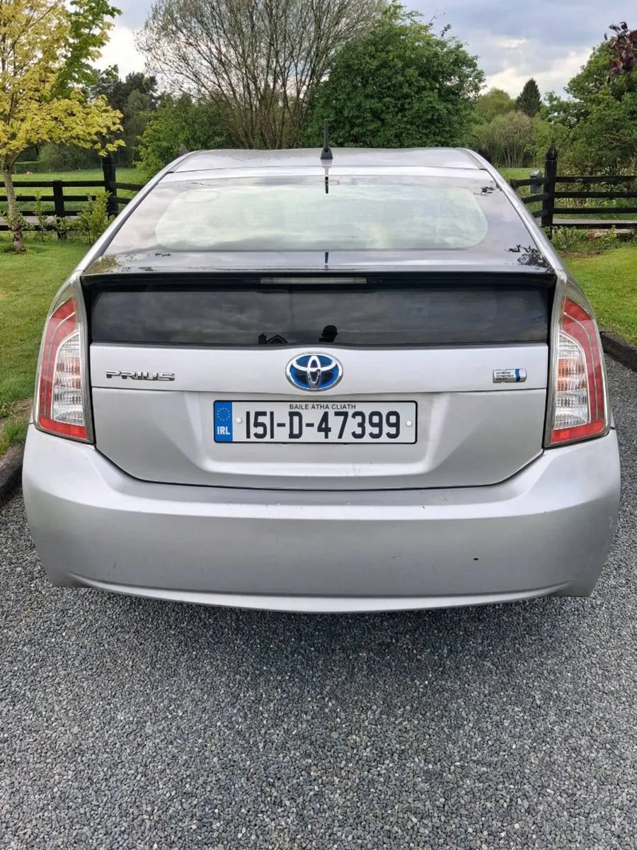 Car - Image 2