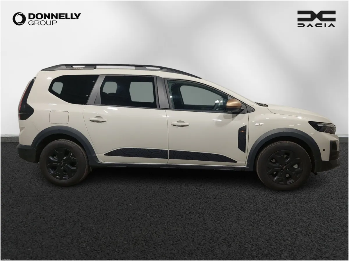 Dacia Jogger Estate Extreme - Image 3