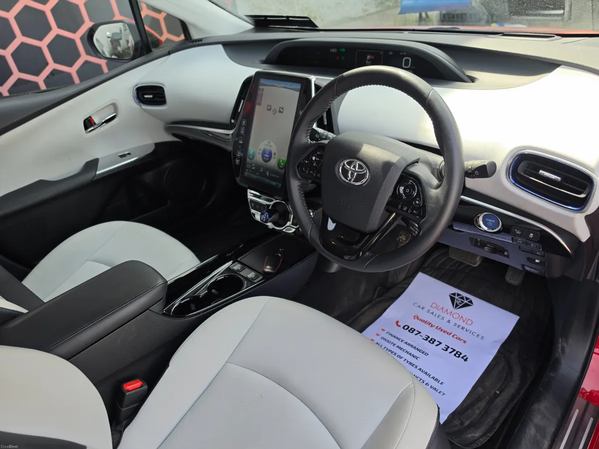 2019 TOYOTA PRIUS HYBRID NEW NCT 04/28 - Image 2