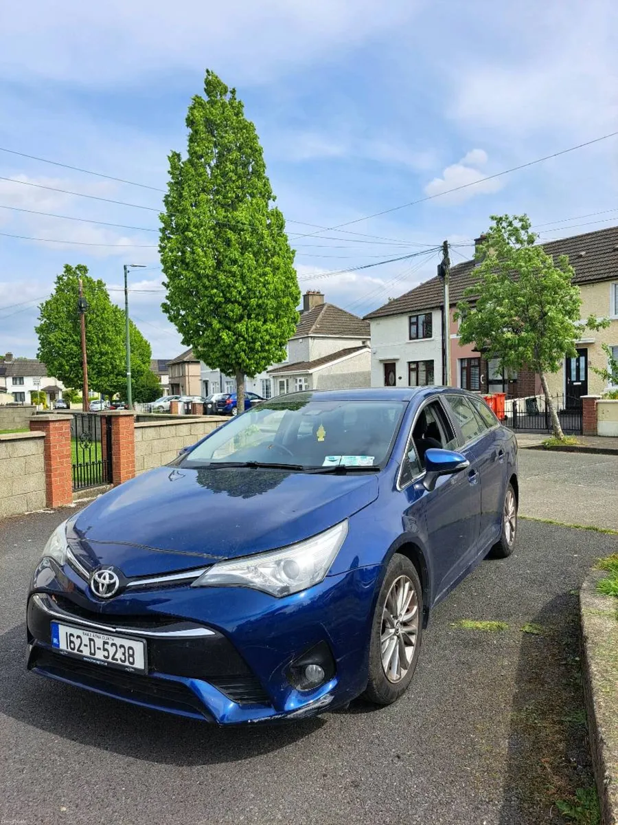 Toyota Avensis - Image 2
