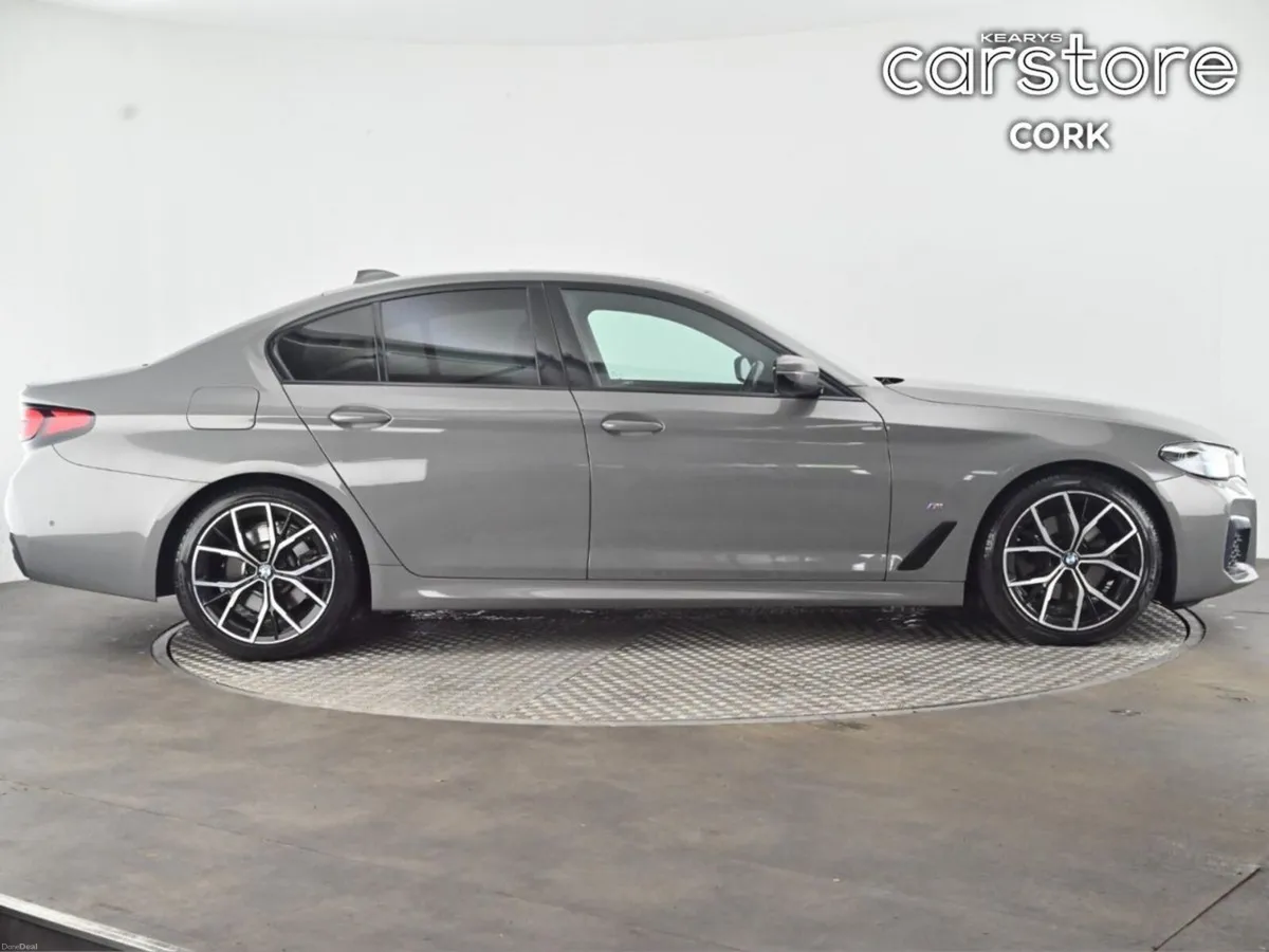 BMW 5-Series 520d M Sport Auto TECH PACK , SUNROOF - Image 2