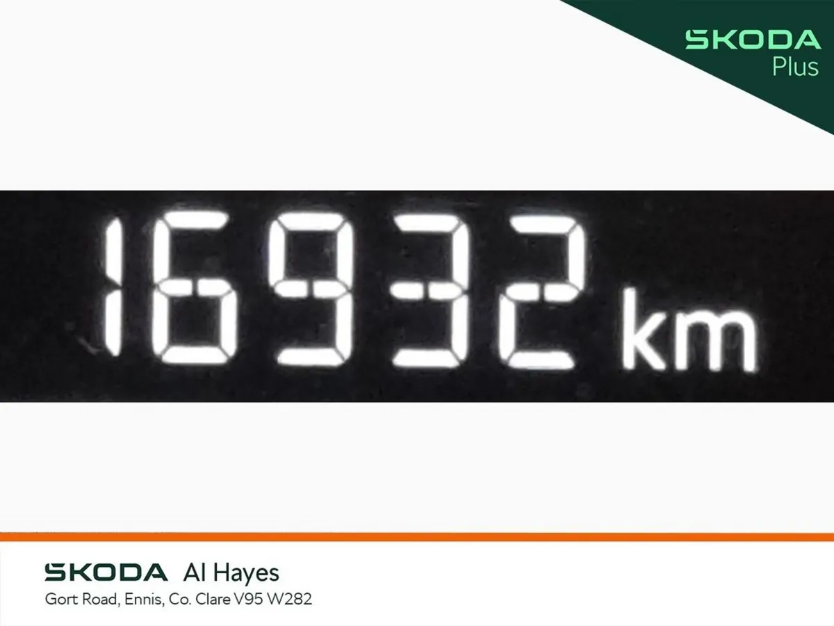 Skoda Fabia **FLASH SALE**TINY MILEAGE**REVERSING - Image 4