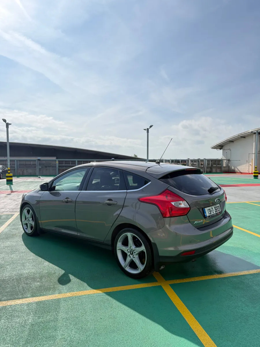 131 Ford Focus 1.6 Diesel - ONLY 1 OWNER - Image 4