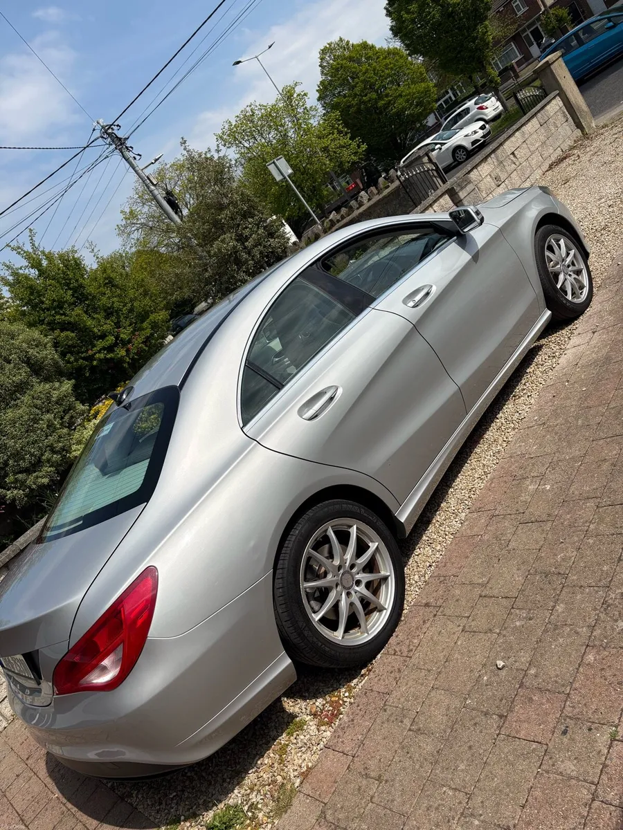 Mercedes CLA180 (151) 1.6L Petrol. - Image 2