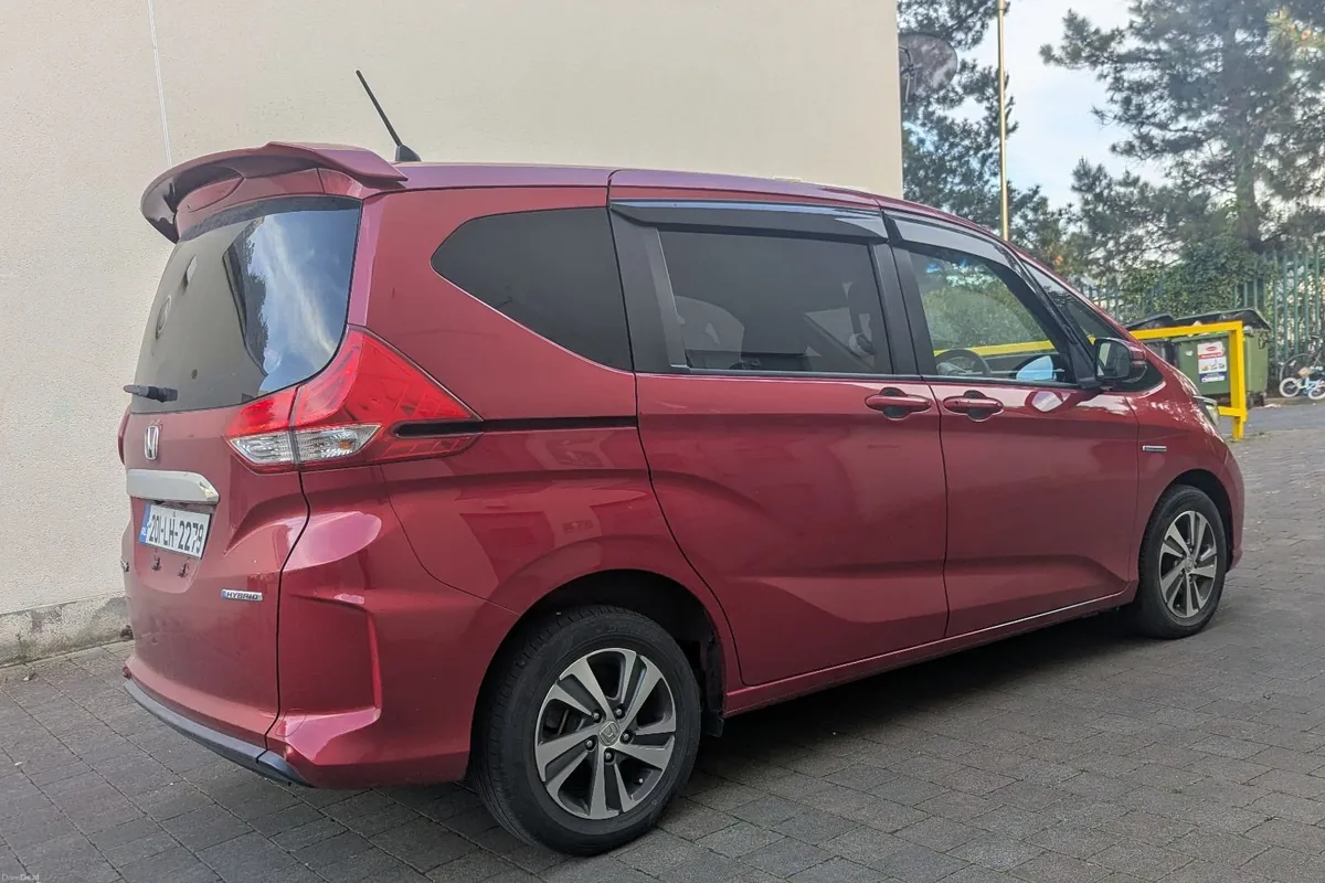 2020 Honda Freed Automatic Hybrid Electric 5 seats - Image 6