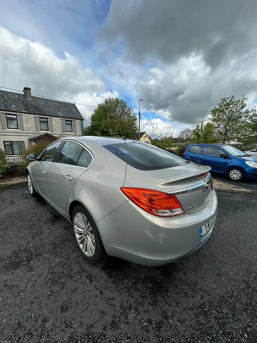 Car - Image 4