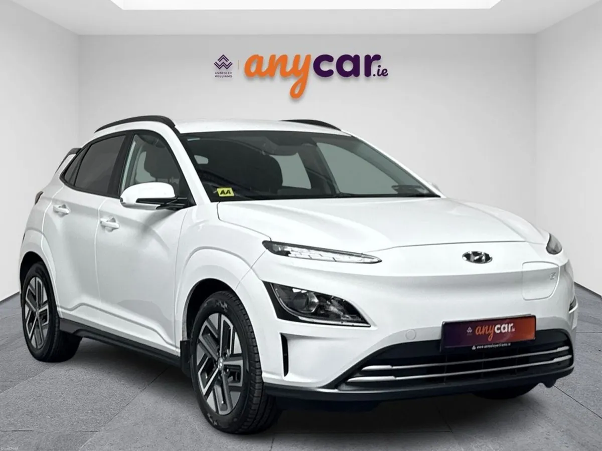 Hyundai KONA Premium 64 kWh EV - Image 1