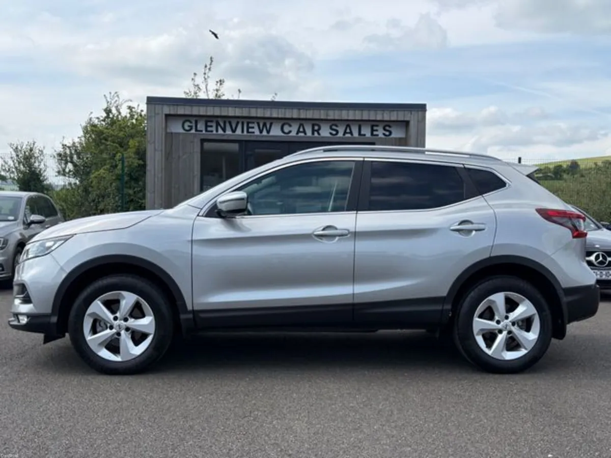 Nissan Qashqai 1.2 SV - 17K KMS - IRISH CAR - Image 4