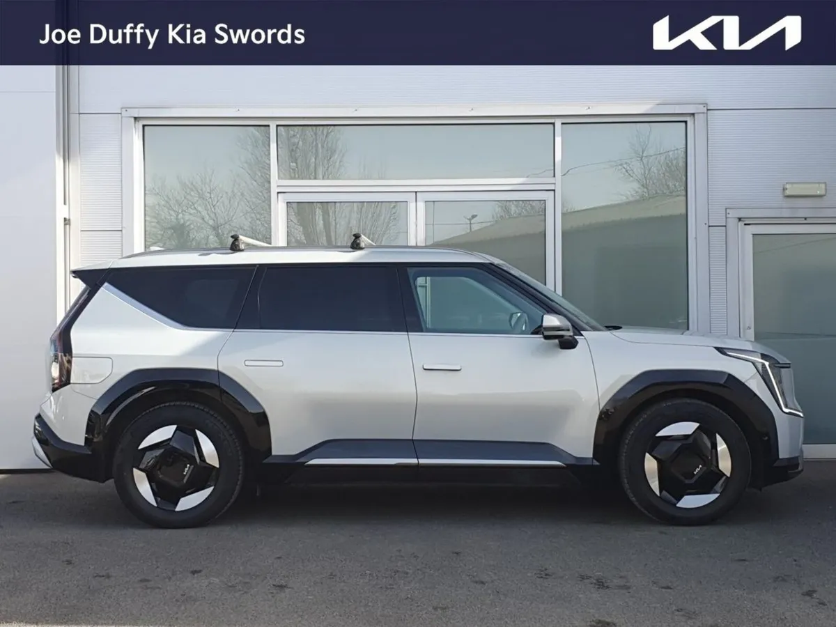 Kia EV9 Earth RWD - Image 2