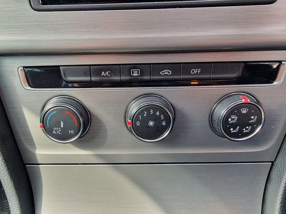 Volkswagen Golf 2015 - Image 4