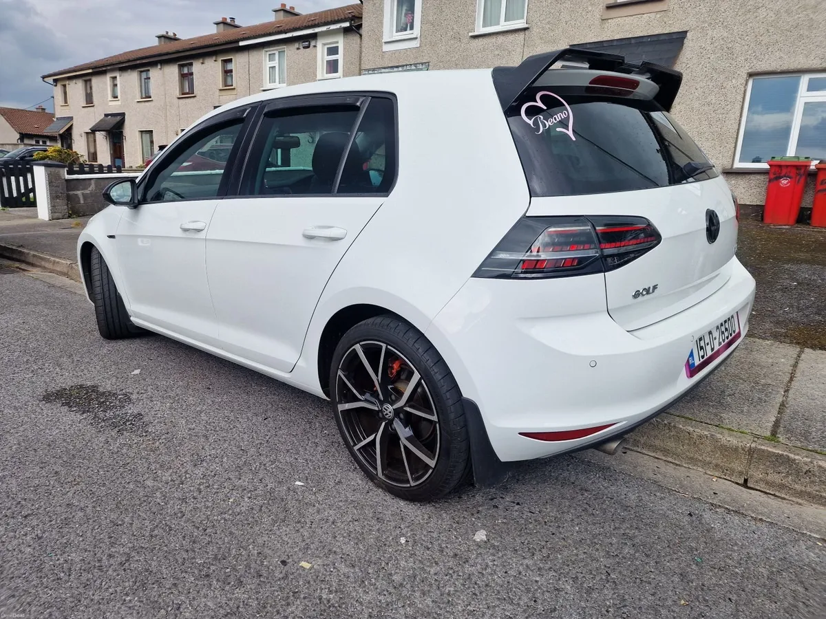 Volkswagen Golf 2015 - Image 2