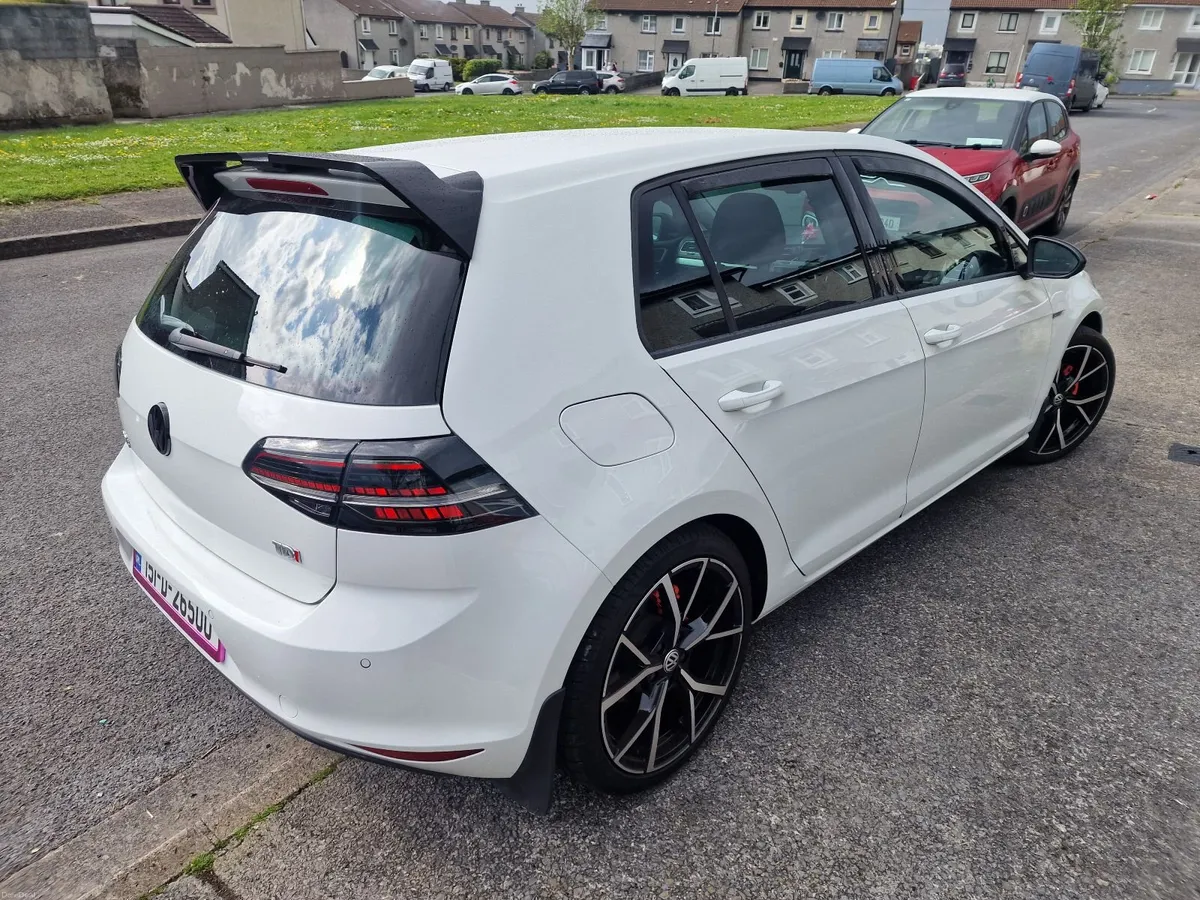 Volkswagen Golf 2015 - Image 3