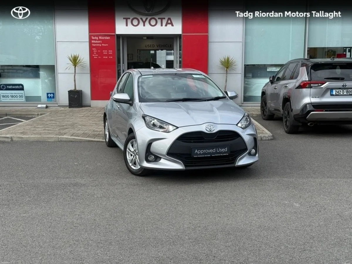 Toyota Yaris YARIS 1.0 LUNA - Image 1