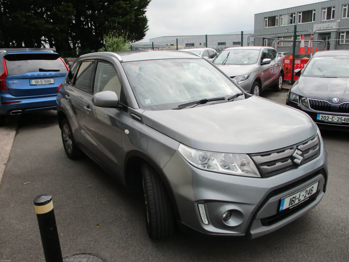 Suzuki Vitara  GL 1.6 Petrol  2016 low mileage - Image 3