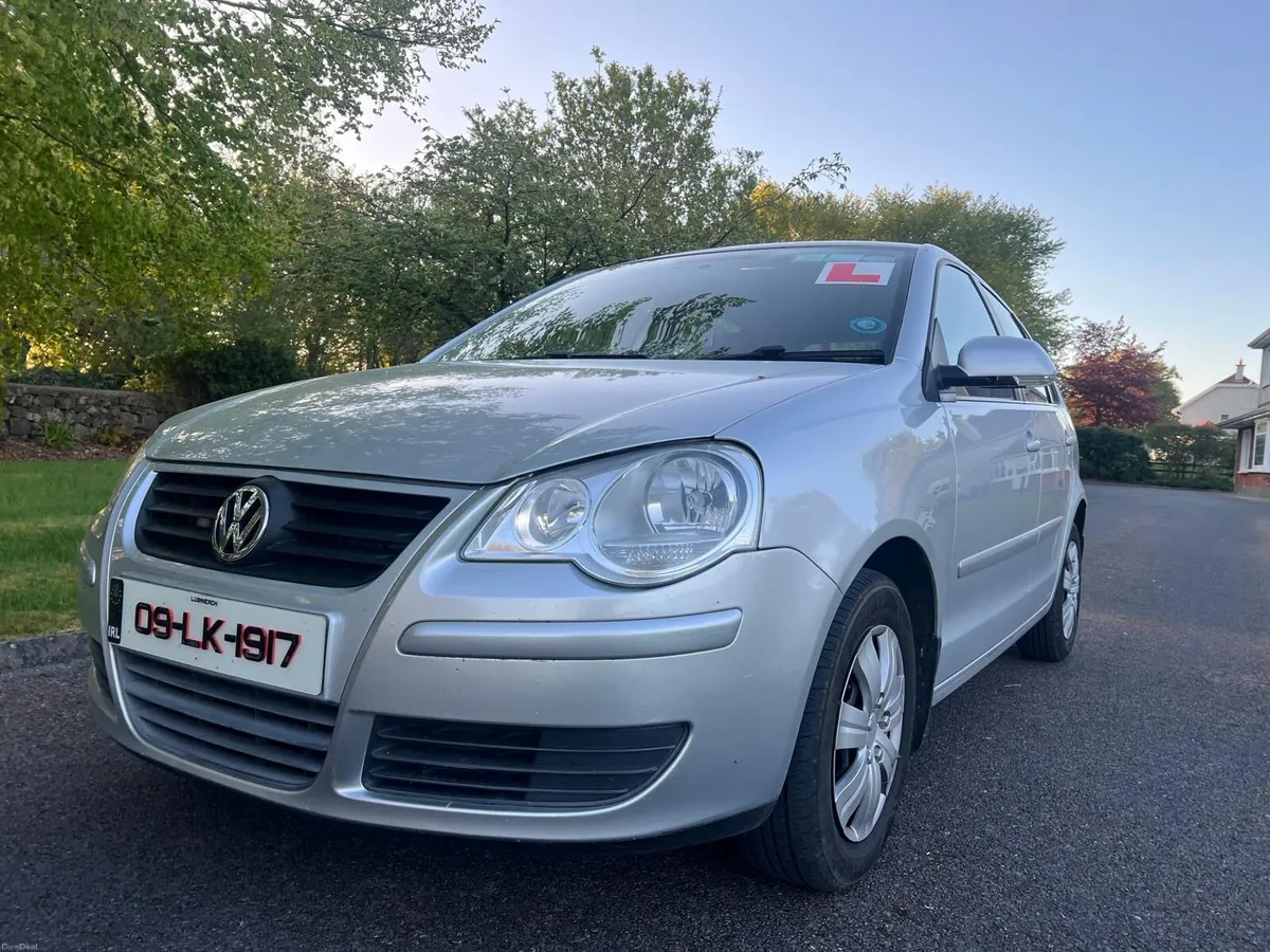 Lovely VW Polo spotless 09 1.2L - Image 2