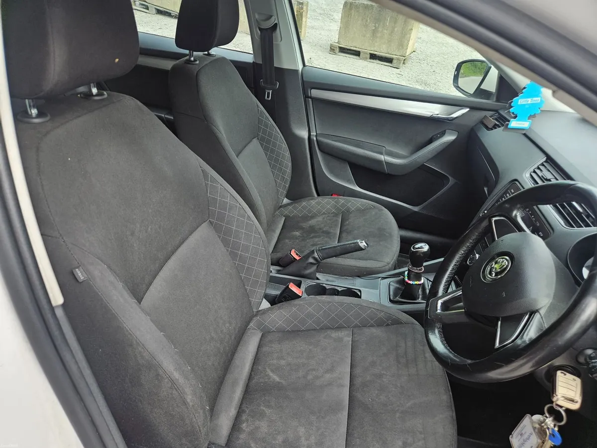 Skoda Octavia 2019 - Image 4