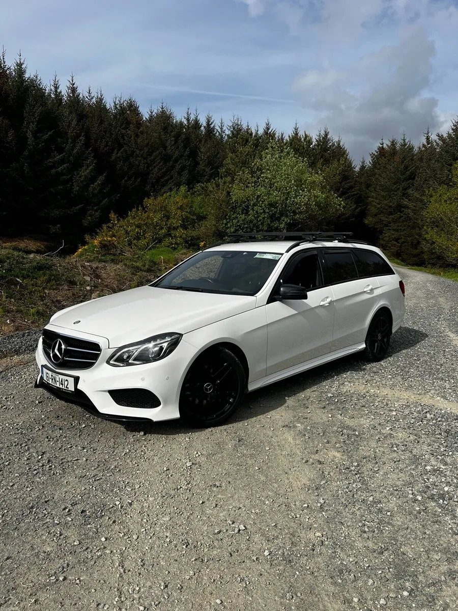 E220 amg night edition - Image 1