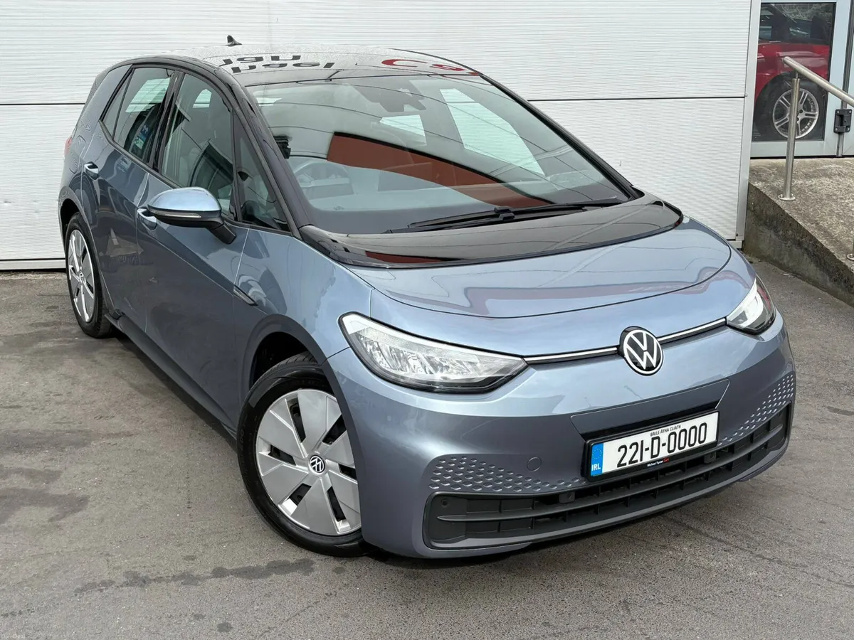 2022 VW ID.3  Pro 58kwh, CarPlay, Heated Seats - Image 3