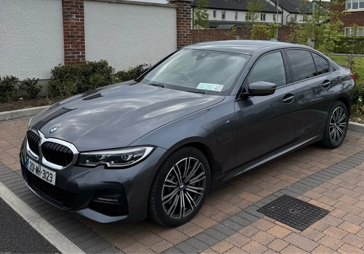 BMW 330e New NCT - 04/28 M-Sport Perfect condition - Image 1