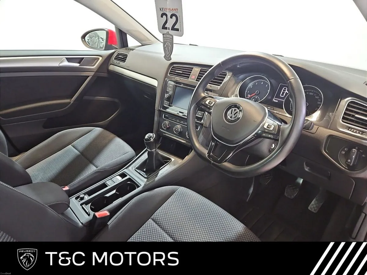 Volkswagen Golf 1.0 Petrol TL, Alloy Wheels, Bluet - Image 6