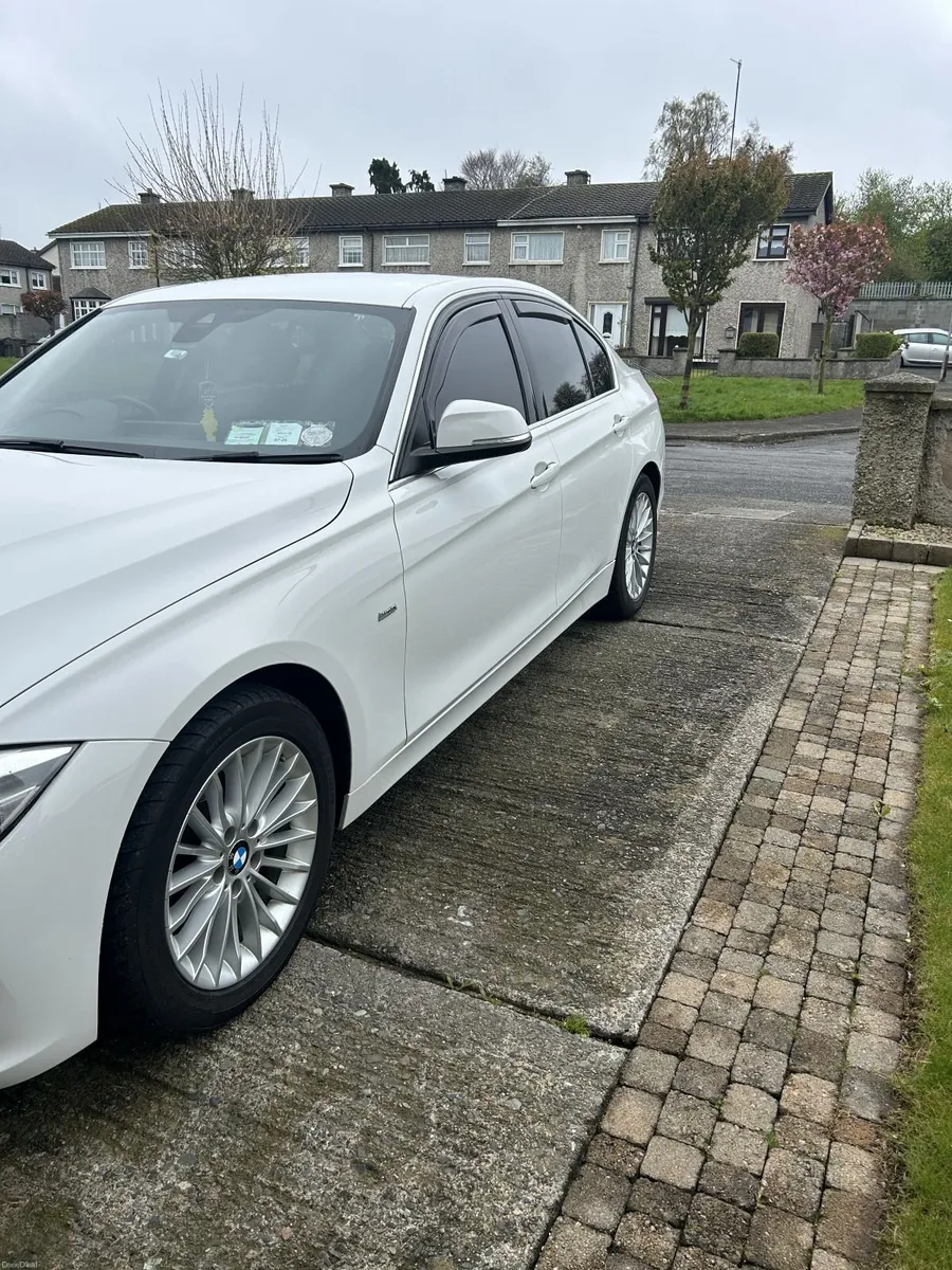 BMW 3-Series 2016 - Image 4