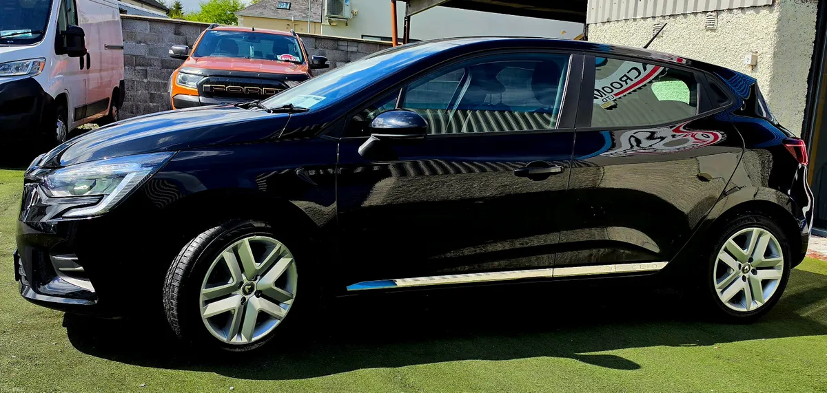 Renault Clio 1.0i TURBO DYNAMIQUE NCT TAX - Image 2