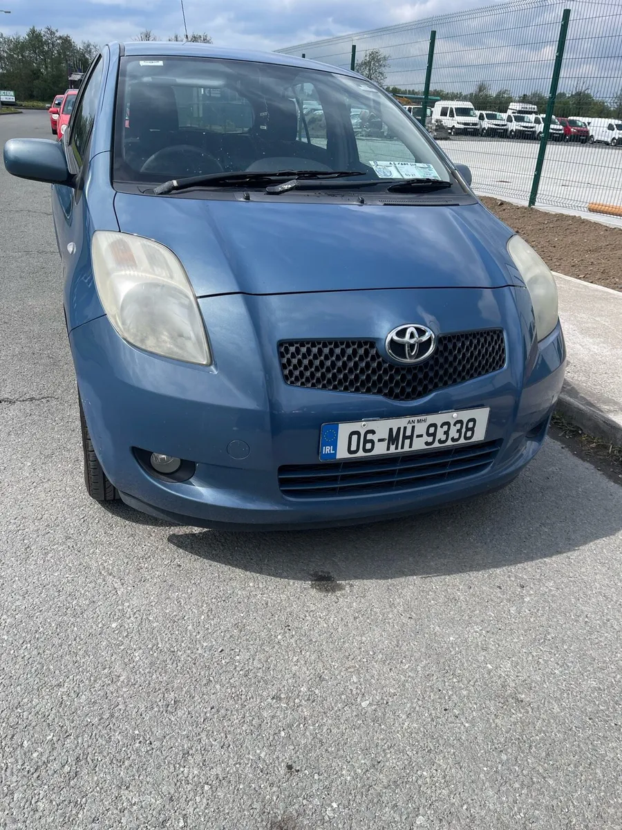 Toyota Yaris - Image 2