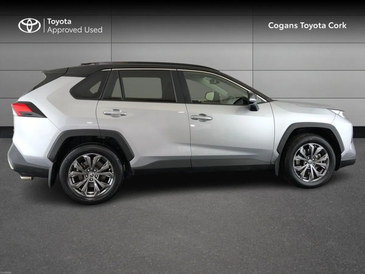 Toyota RAV4 Hybrid Sol - Image 3