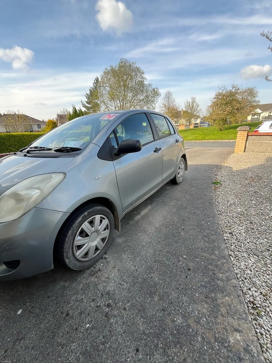 Toyota Yaris - Image 2