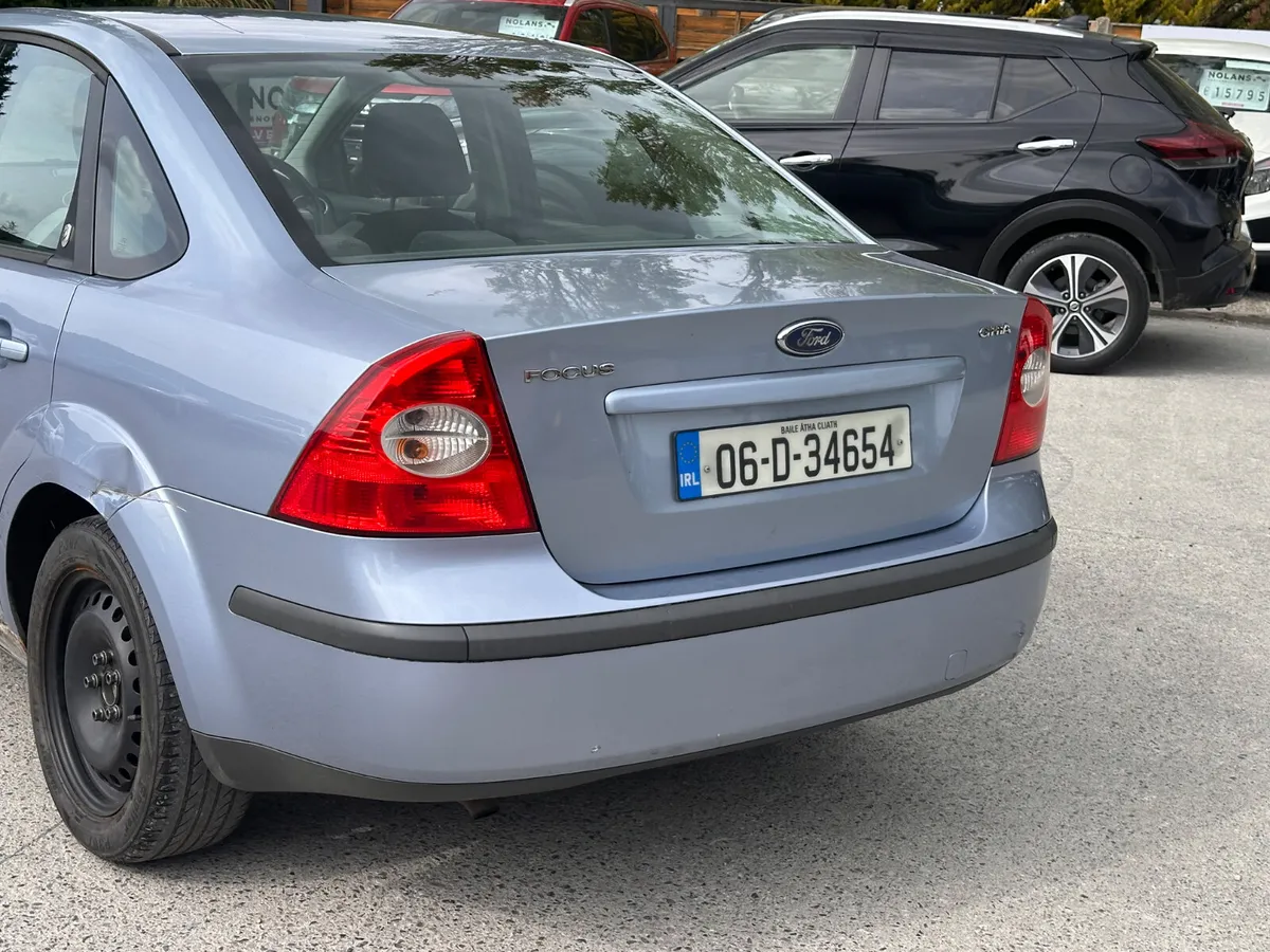 Ford Focus 2006 automatic petrol - Image 4