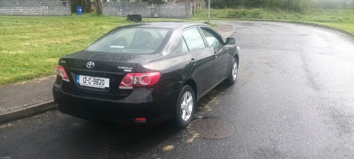 Toyota corolla - Image 4