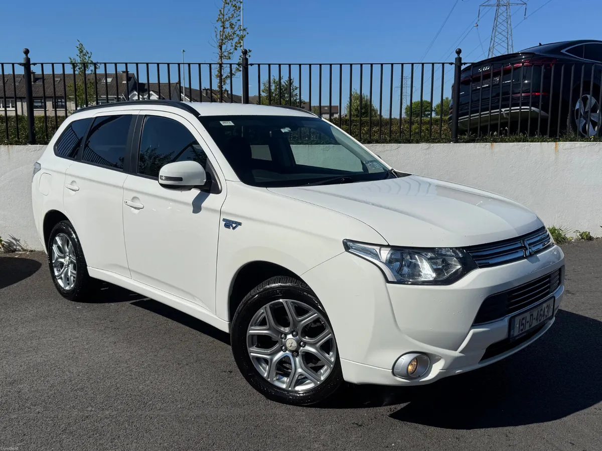 Mitsubishi Outlander 2.0 AUTOMATIC HYBRID 2015 - Image 1