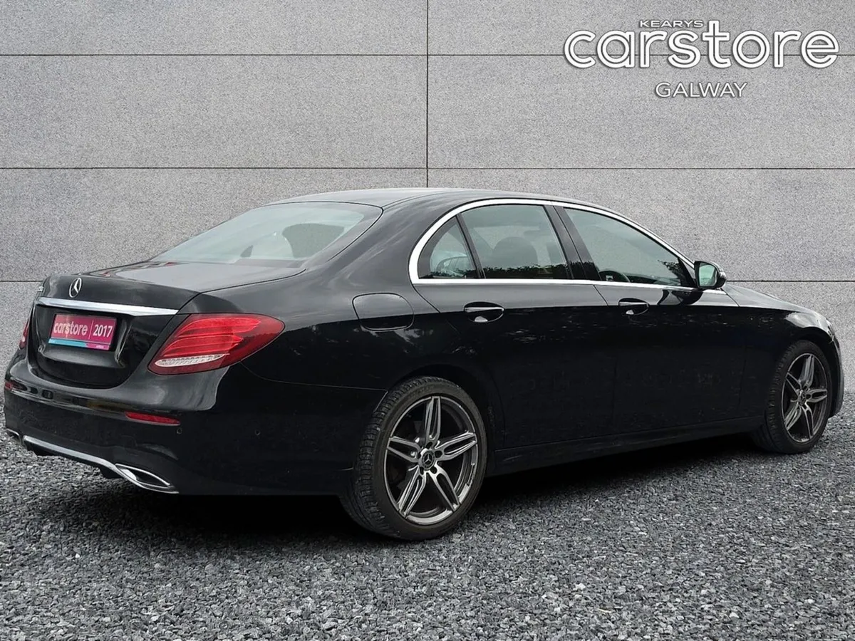 Mercedes-Benz E-Class E 220 D AMG LINE A/T - Image 3