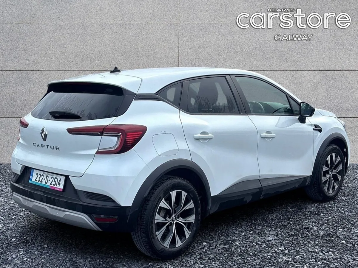 Renault Captur TCe 140 Auto Evolution - Image 3