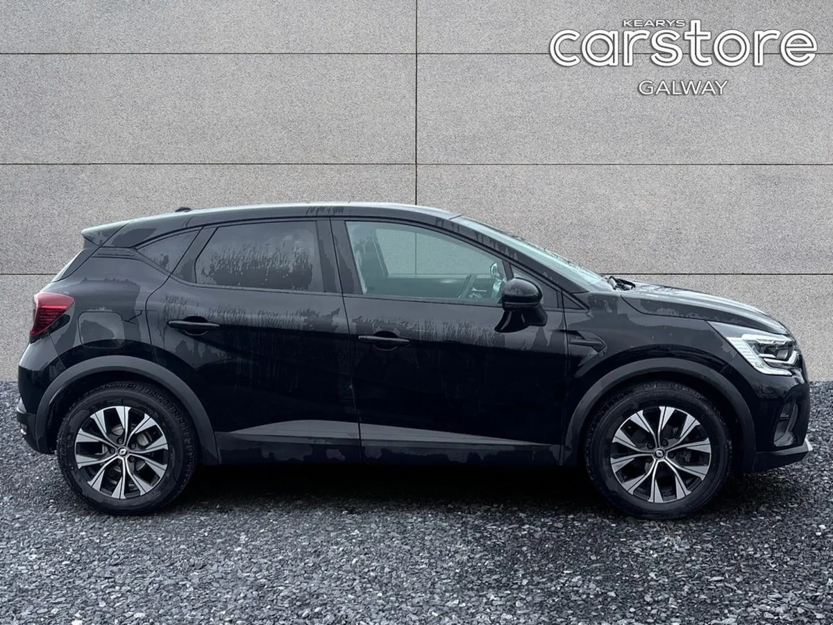 Renault Captur TCe 140 Auto Evolution - Image 2
