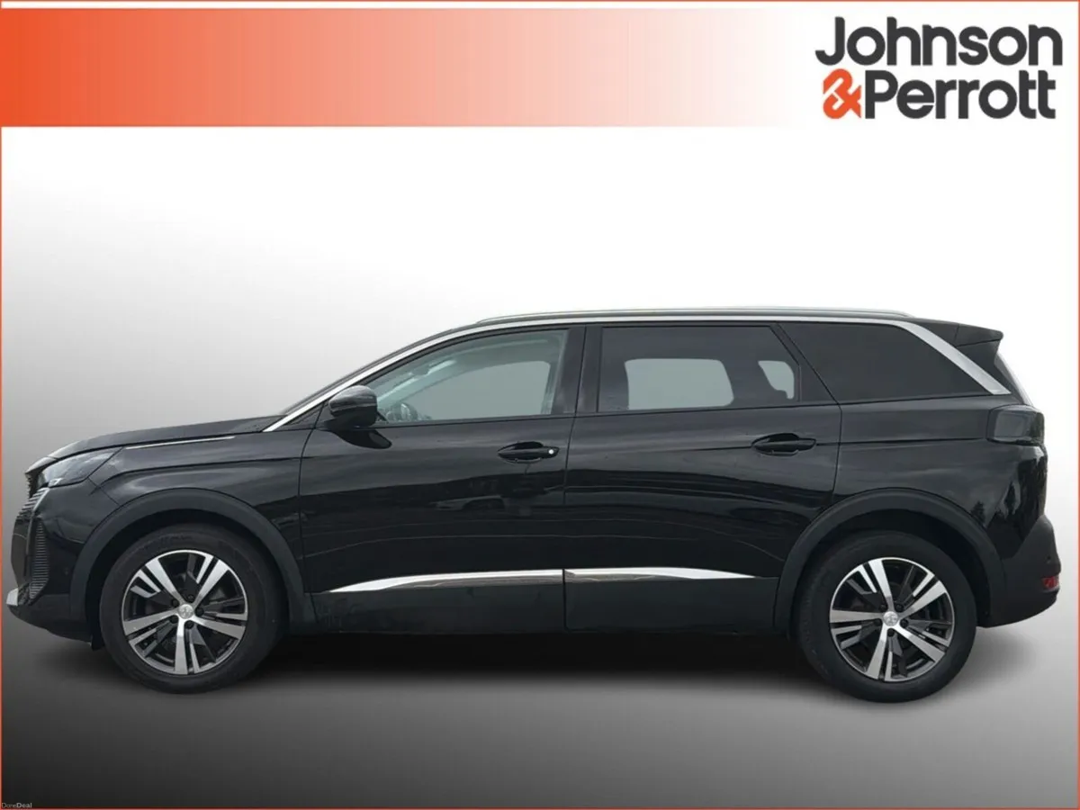 Peugeot 5008 1.2 PureTech 130bhp Allure - Image 6