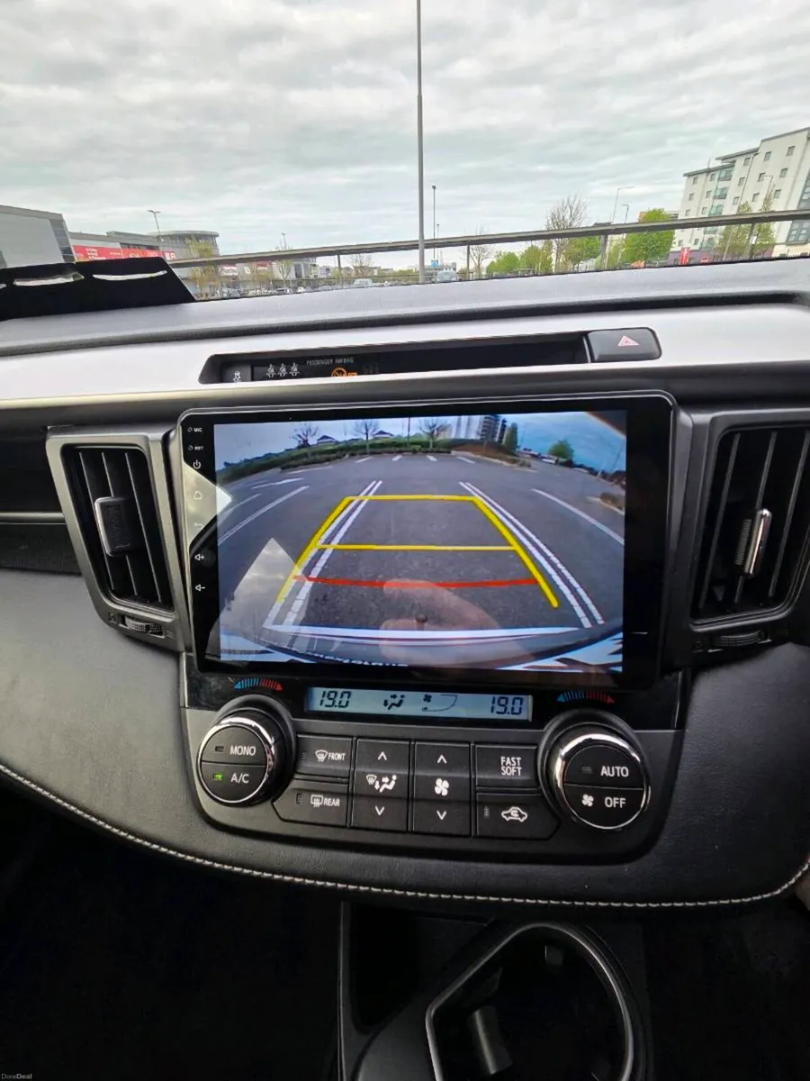 Toyota Rav 4 Hybrid Sol AWD - Image 6
