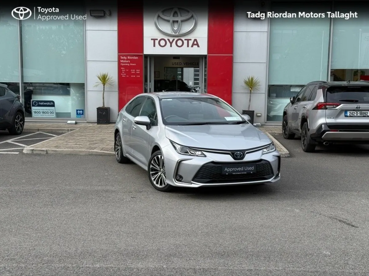 Toyota Corolla LUNA SPORT SALOON - Image 1