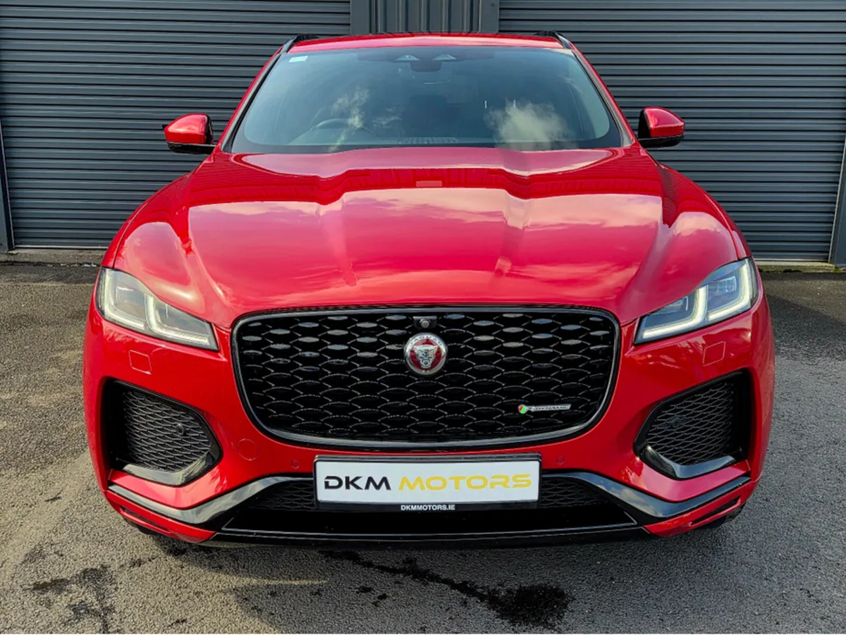 Jaguar F-Pace 3.0 D AWD R DYN SE 300PS M MHEV5D A - Image 2