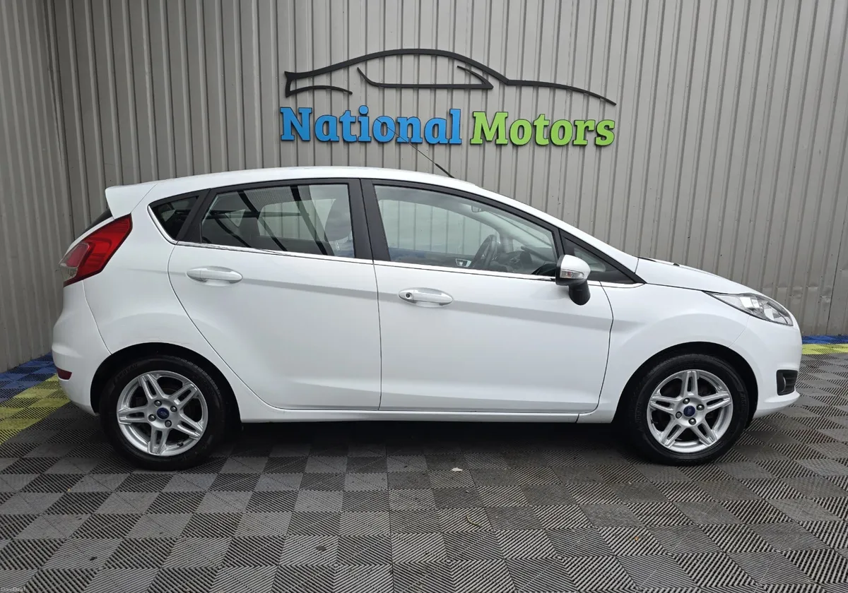 2013 Ford Fiesta 1.0 Petrol - Image 2