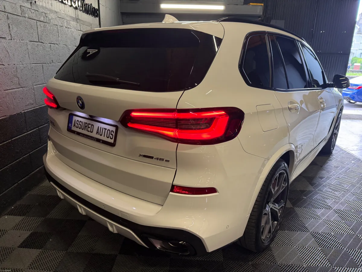 231 BMW X5 45E M-Sport - Image 3