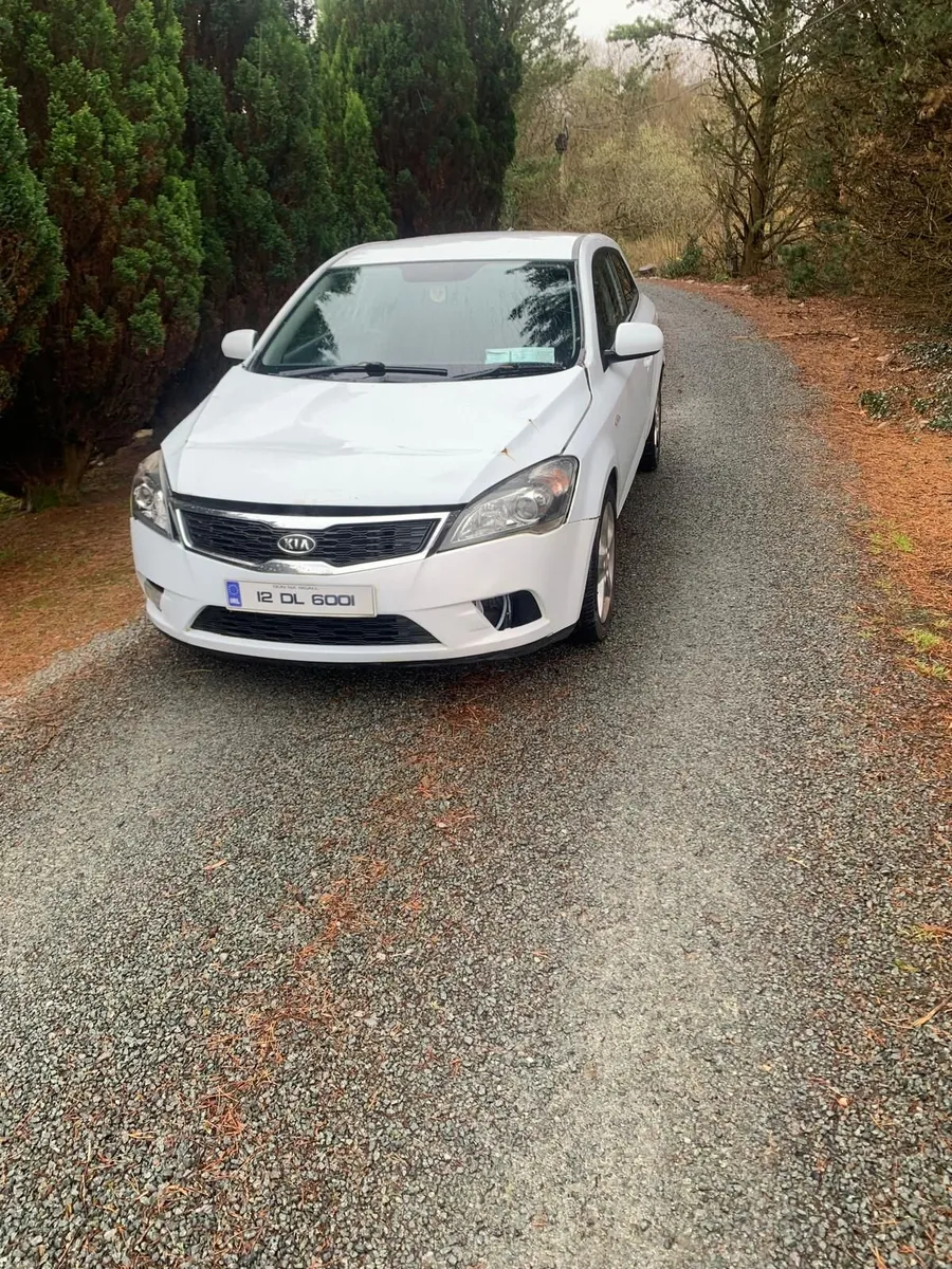 Kia Ceed 2012 - Image 1