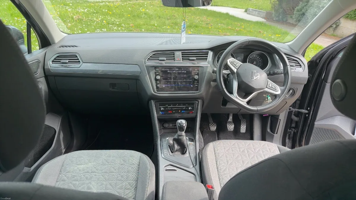 2021 Volkswagen Tiguan 1.5 TSI 150ps Petrol Manual - Image 2