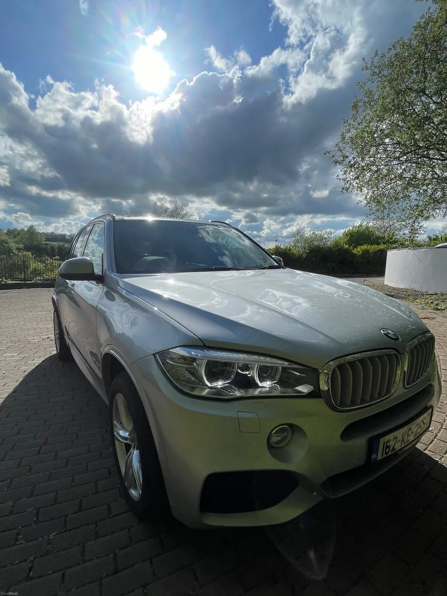 BMW X5 40E 2.0 Pan Roof Low KM €23,900 - Image 1