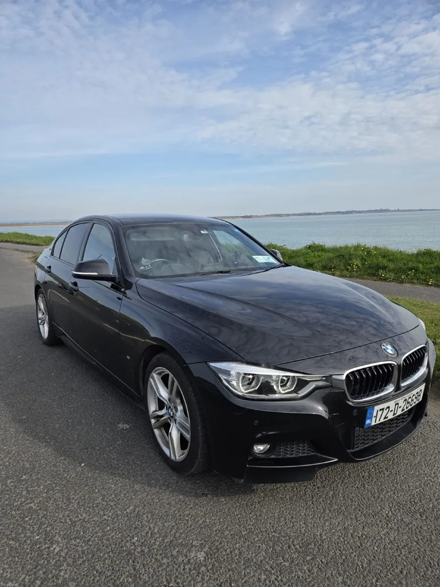 2017/2 BMW 330e M Sport Shadow Edition - Image 1