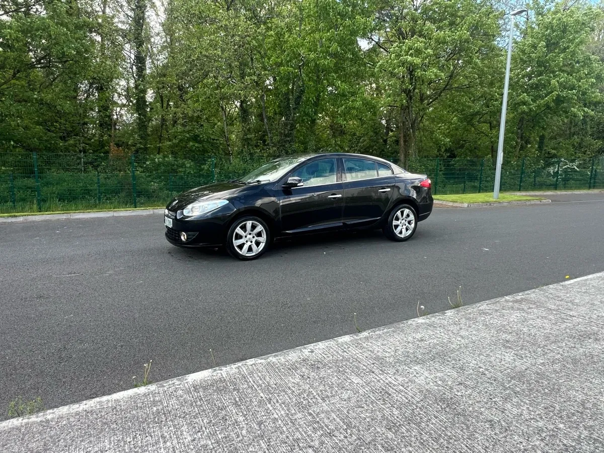 2010 Renault fluence(new nct+2 months tax) - Image 2