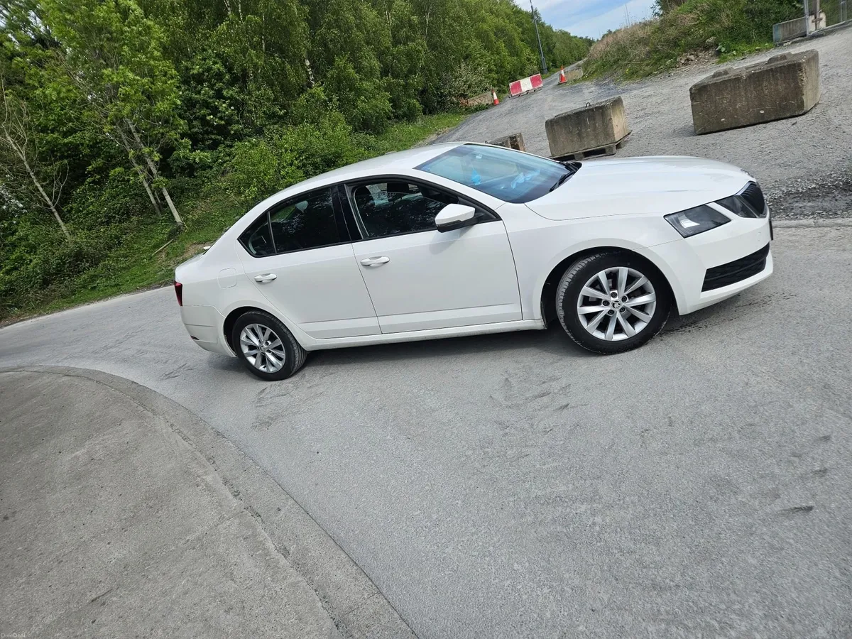 Skoda Octavia 2019 - Image 1