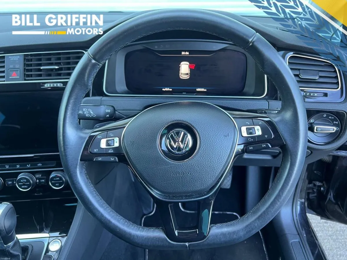 Volkswagen Golf HIGHLINE 1.4 TSI AUTO // APPLE CAR - Image 4