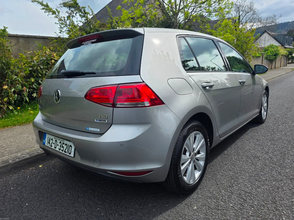 Volkswagen Golf 1.2TSI Auto 105bhp - Image 3